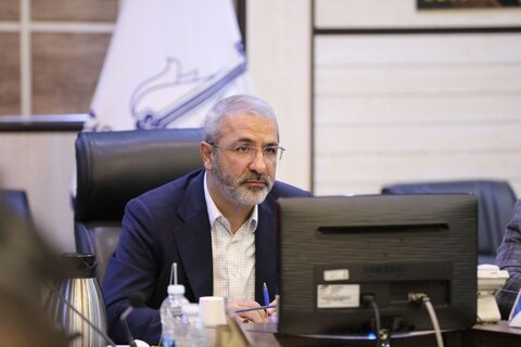 بحران اقتصادی کشور و چالش‌های پیش روی مدیریت شهری/تاکید شهردار بر تلاش مضاعف مدیران